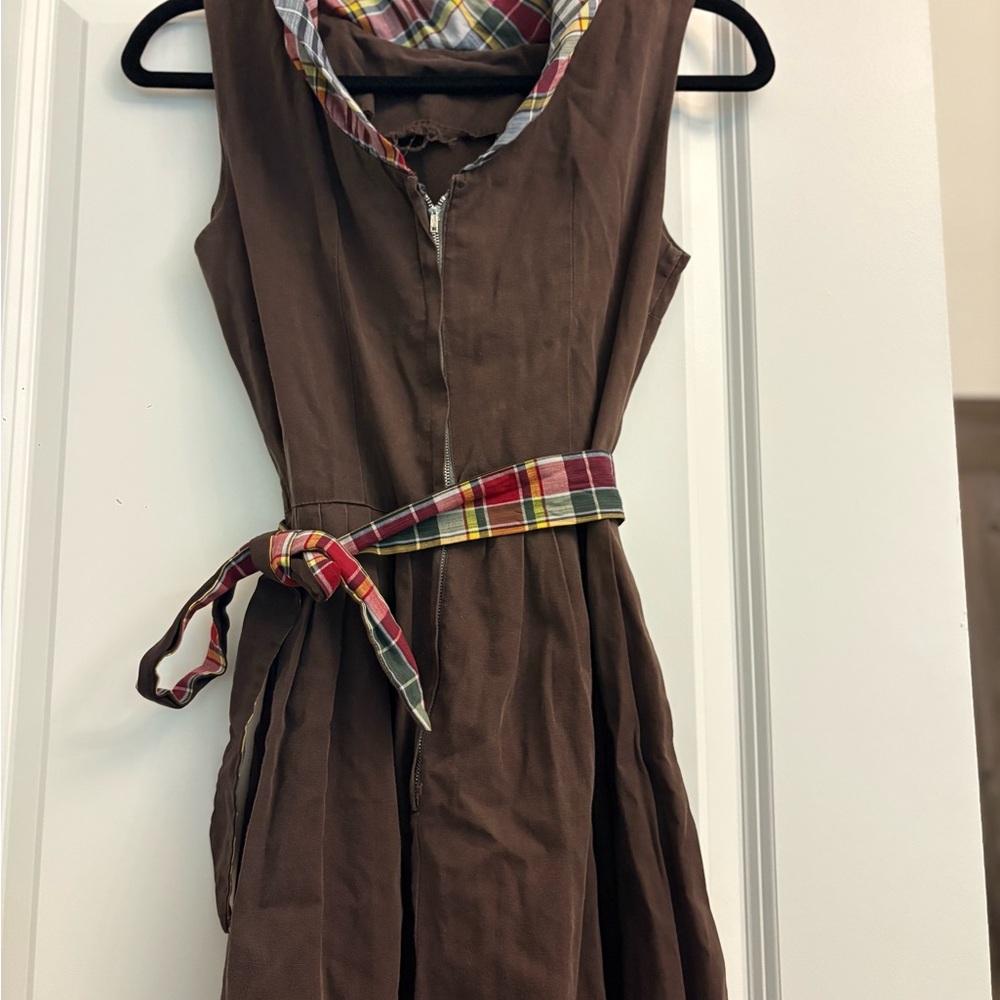 Vintage Sleeveless Cotton Dress with Plaid Trim and Tie